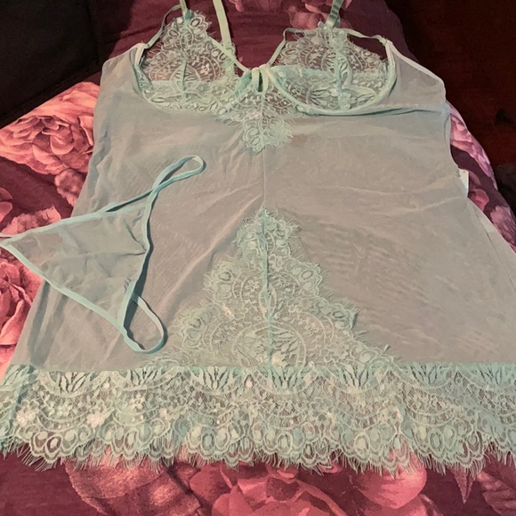 New Sexy mint green lingerie with matching thong - Picture 1 of 4